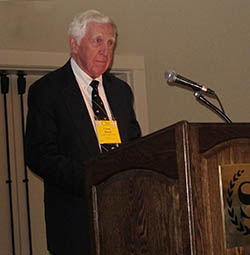 Ron Stroud Accepts Aristeia Award at AIA Annual Meeting