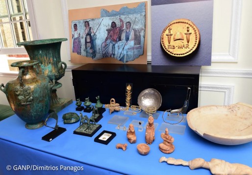 Manhattan D.A. Bragg Returns 29 Antiquities to Greece